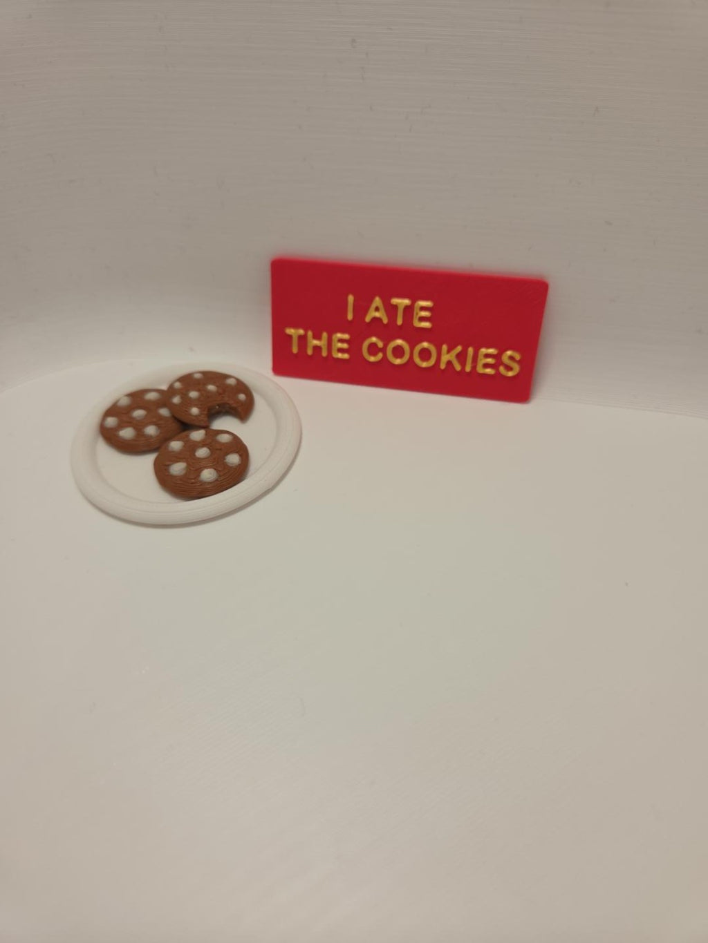 Day 4 I Ate The Cookies elf set with plate and cookies