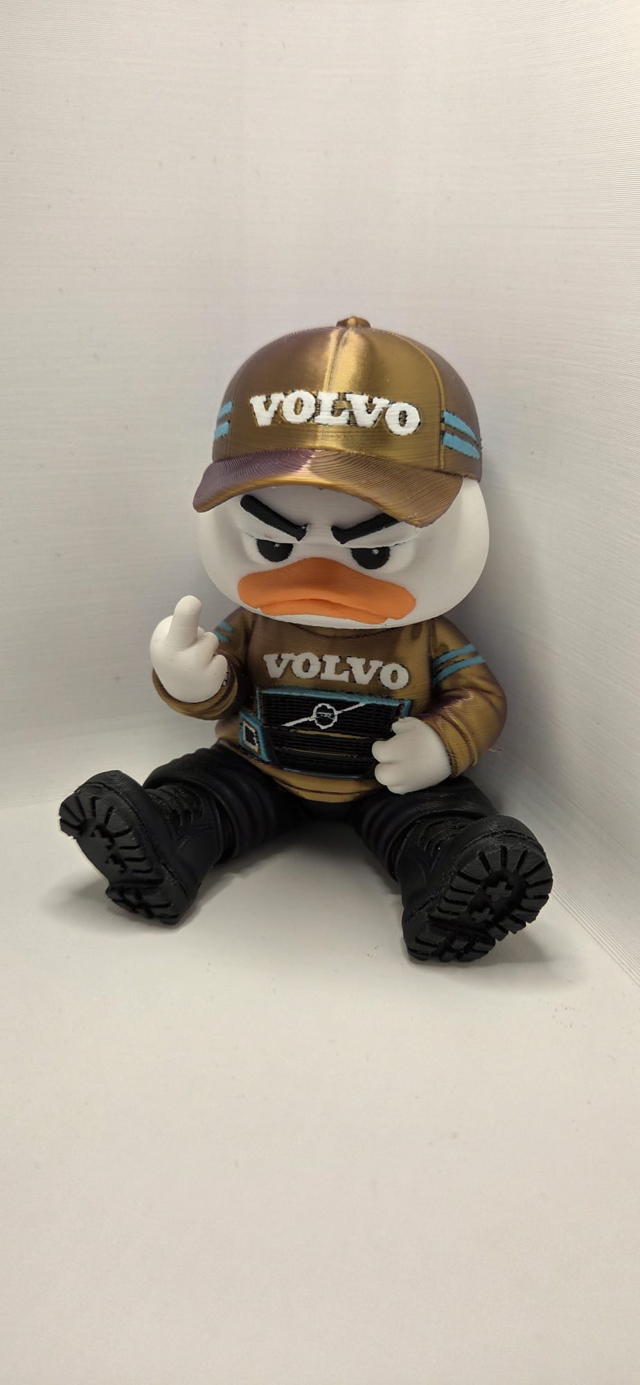 15 cm 3D-printed Volvo trucker duck